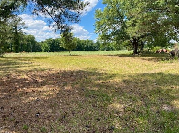 11443 Whitehead Road, Branchville, VA 23828