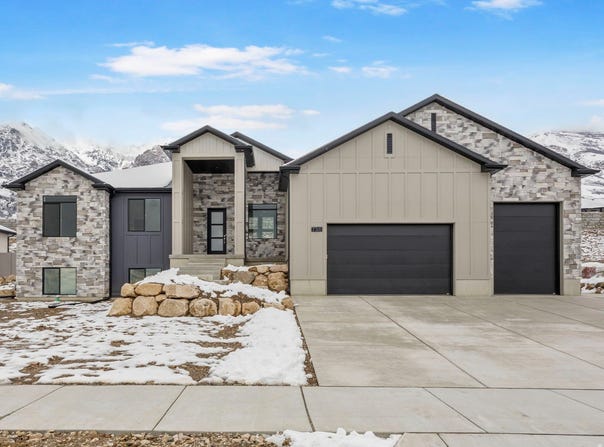 728 E MOUNTAIN Rd, North Ogden, UT 84414