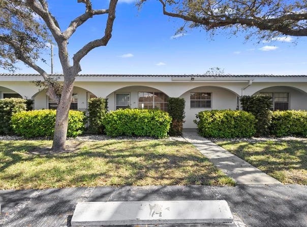 11200 102ND AVENUE, SEMINOLE, FL 33778