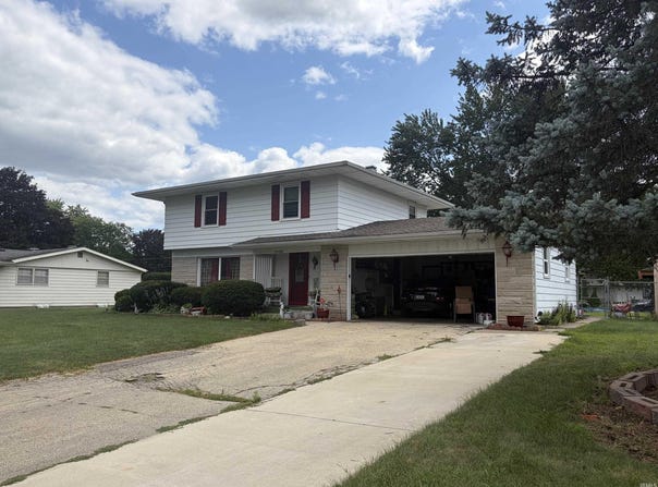 24488 Elmhurst Drive, Elkhart, IN 46517-3336