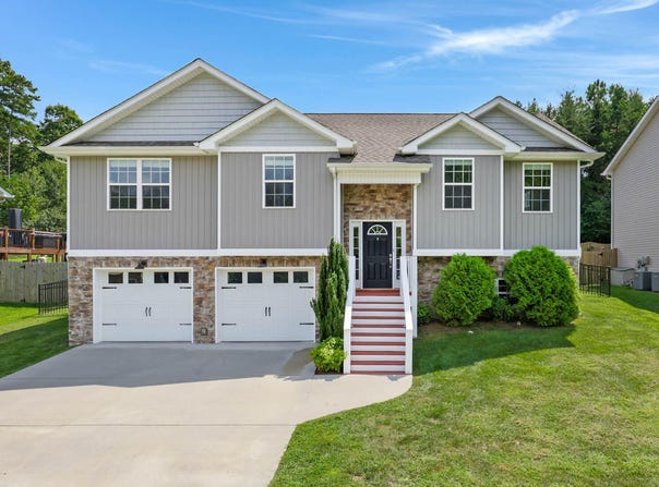 1758 Short Leaf Lane, Soddy Daisy, TN 37379