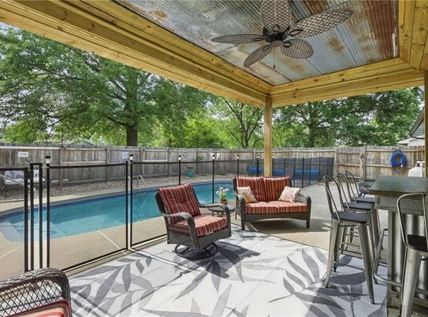 306 LAWSON Drive, Warrensburg, MO 64093