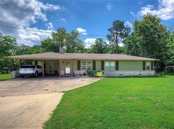 1010 N Main Street, Winnsboro, TX 75494