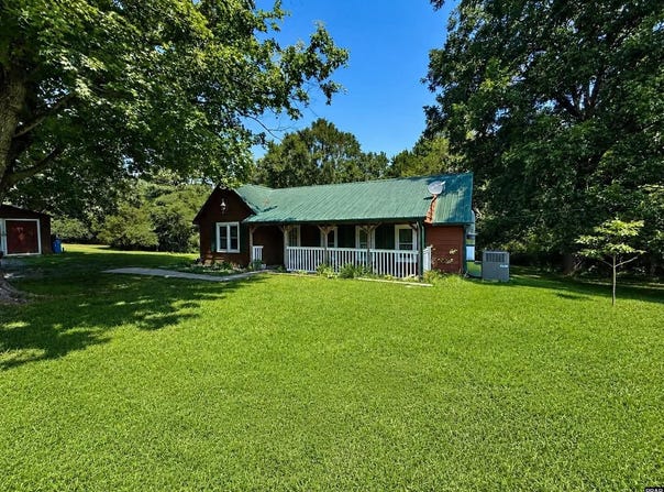 194 Old Latham Road, Dresden, TN 38225