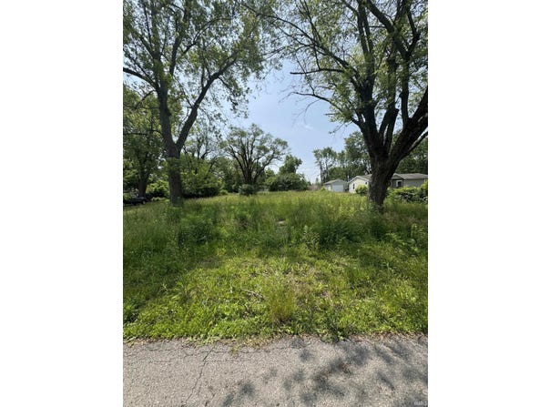 309 W Harvard Avenue, Muncie, IN 47303