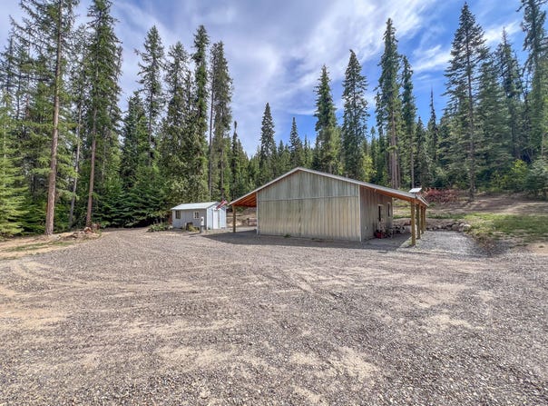 3402 LARKSPUR WAY, KETTLE FALLS, WA 99141