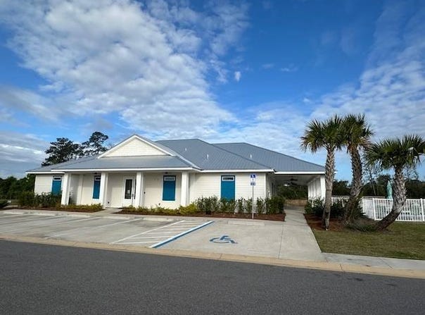 72 Red Drum Drive, Freeport, FL 32439