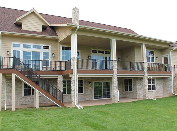 1306 Moll Drive, Waunakee, WI 53597