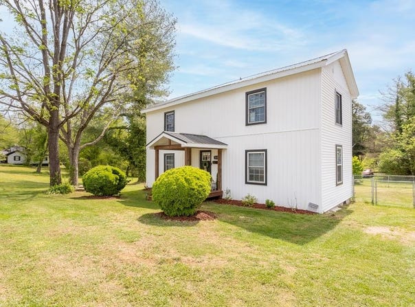 511 W Sycamore Street, Chase City, VA 23924