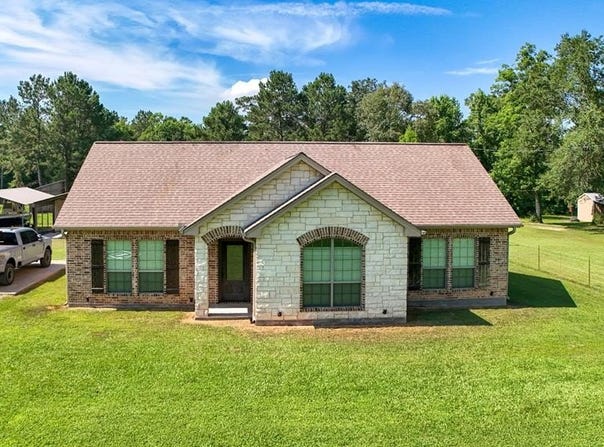 375 CR 717, Buna, TX 77612