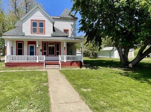 608 MILL Street, COUNCIL BLUFFS, IA 51503