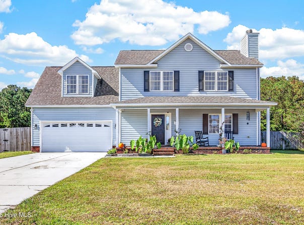 127 Hunt Drive, Hubert, NC 28539