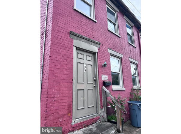 163 N WEST STREET, CARLISLE, PA 17013