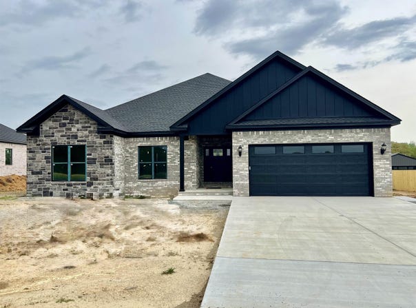46 Addi Ln, Conway, AR 72032