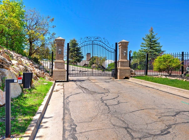 4695 S THOUSAND OAKS, Salt Lake City, UT 84124