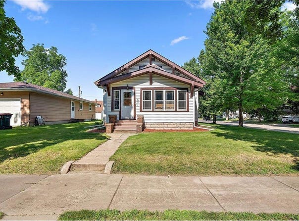 521 4th Street, Gaylord, MN 55334