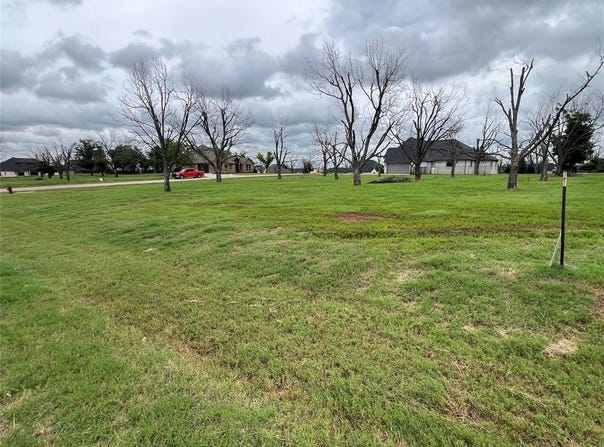 3700 Tremont Lane, Granbury, TX 76049