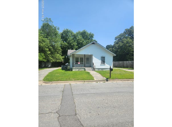 514 Margaret Street, Clinton, NC 28328