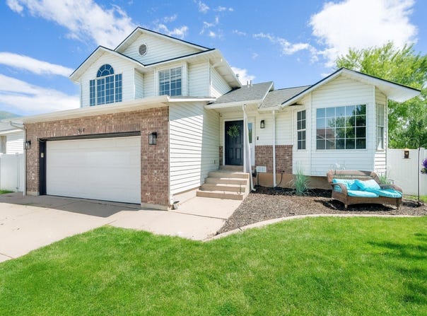 914 E 625 S, Layton, UT 84041