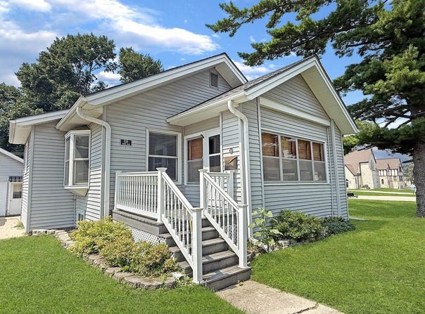 526 North Main Street, Stockton, IL 61085