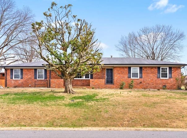 114 Donna Drive, HOPKINSVILLE, KY 42240