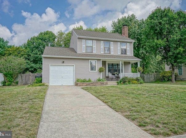 16 SCENIC VIEW DRIVE, SICKLERVILLE, NJ 08081
