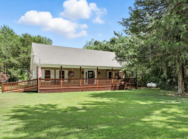 2389 Vixen Road, Sarcoxie, MO 64862