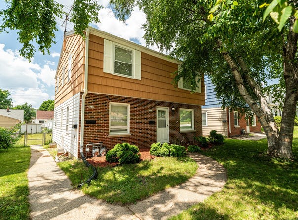 3223 N 84th St, Milwaukee, WI 53222