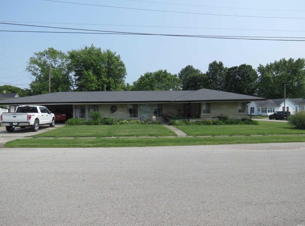 801 E Sycamore Street, Petersburg, IN 47567