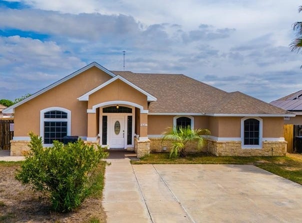 2734 STONE WAY, Eagle Pass, TX 78852