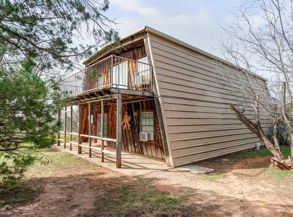 950 Maxwell Street, Buffalo Gap, TX 79508