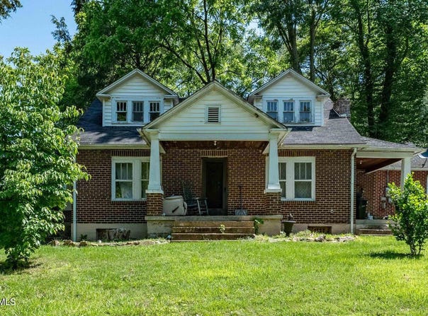 2305 Lumpkin Branch Road, Mountain City, TN 37683