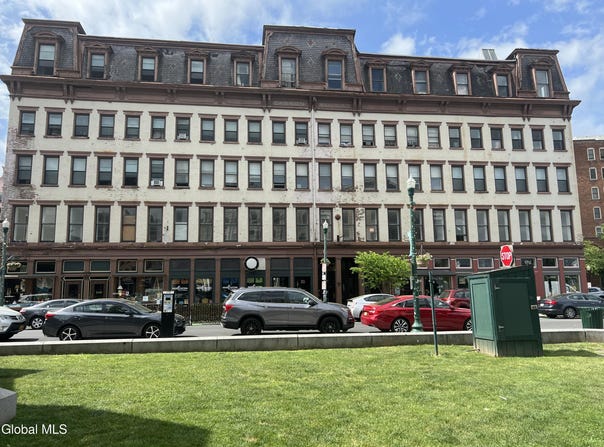 5 Broadway, Troy, NY 12180