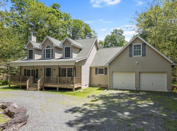 272 White Pine Drive, Pocono Lake, PA 18347