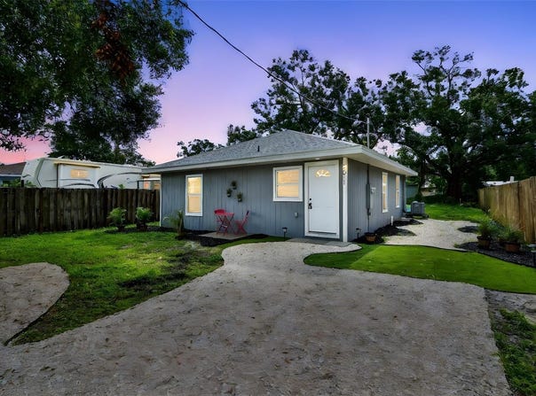 3611 19TH STREET E, BRADENTON, FL 34208
