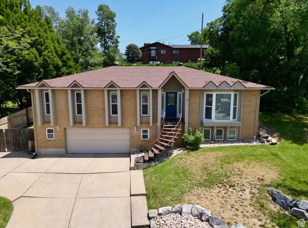 3291 S 300 W, Bountiful, UT 84010