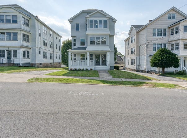 279 Linwood Street, New Britain, CT 06052