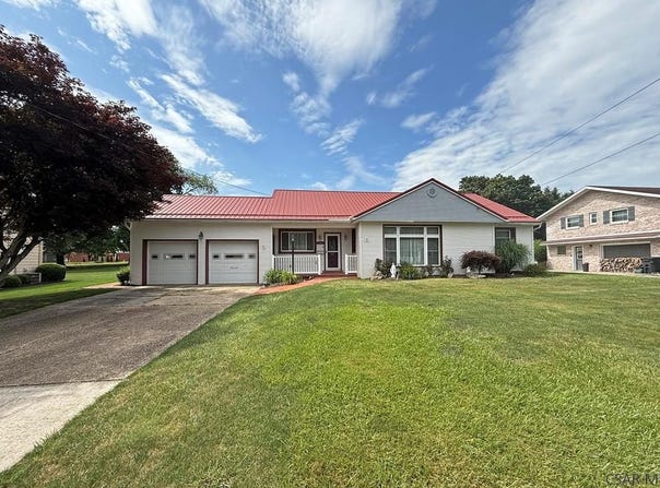 1715 Jaffa Drive, Johnstown, PA 15905