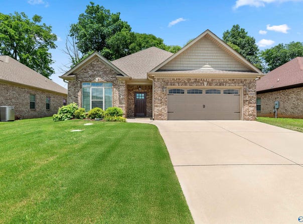 29039 Stonehenge Drive, Toney, AL 35773