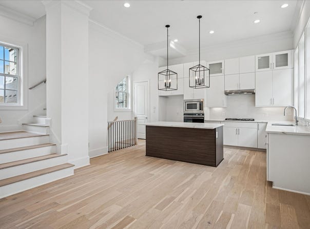 4070 Oak Circle, Addison, TX 75001