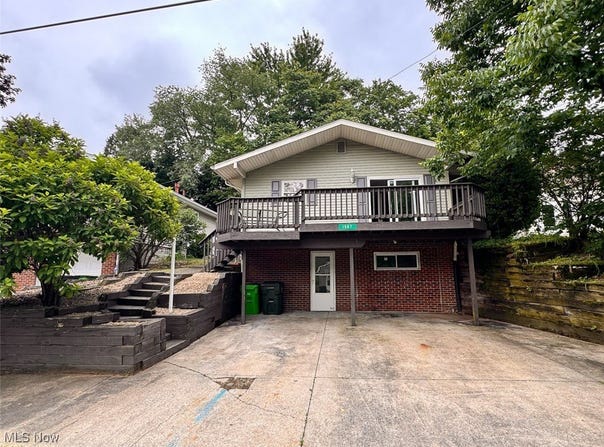 1587 Hilda Street, Lakemore, OH 44250