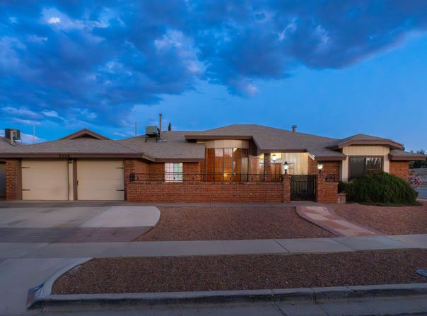 2250 Nancy McDonald Drive, El Paso, TX 79936