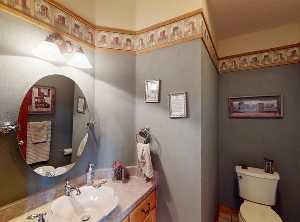 2810 DON MCCAULEY ROAD, ROMNEY, WV 26757