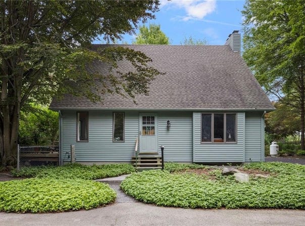 930 North Main Road, Jamestown, RI 02835