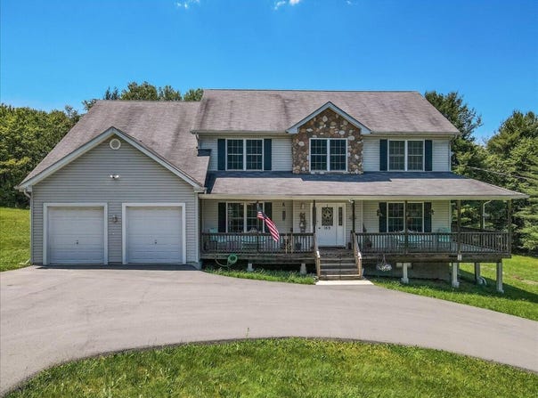 169 Roberts rd, Starlight, PA 18461