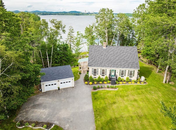 111 Ledge Road, South Thomaston, ME 04858