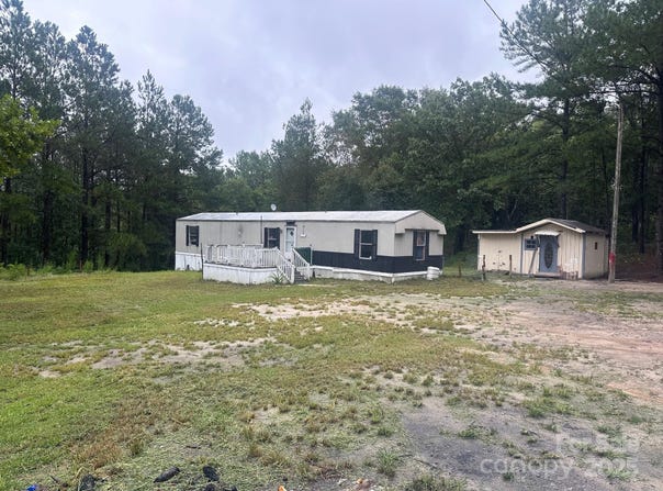 2356 Beaver Dam Road, Cassatt, SC 29032