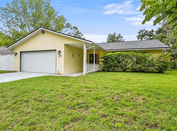 230 BEECHWOOD LANE, PALM COAST, FL 32137