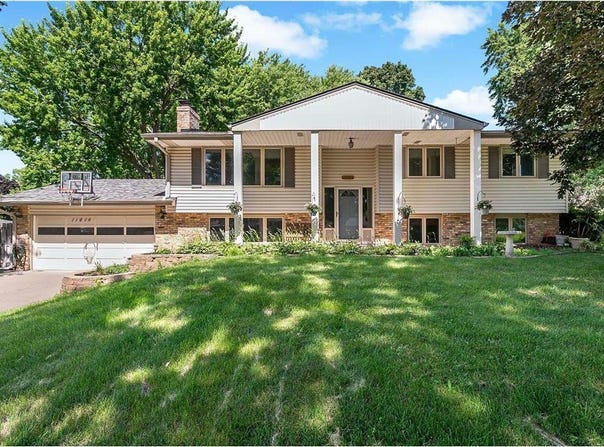 11614 Ravoux Avenue, Burnsville, MN 55337