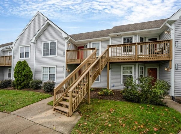 4936 Willow Pointe Lane, Virginia Beach, VA 23464